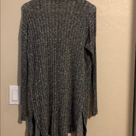 Grey AE Cardigan - Picture 3 of 3